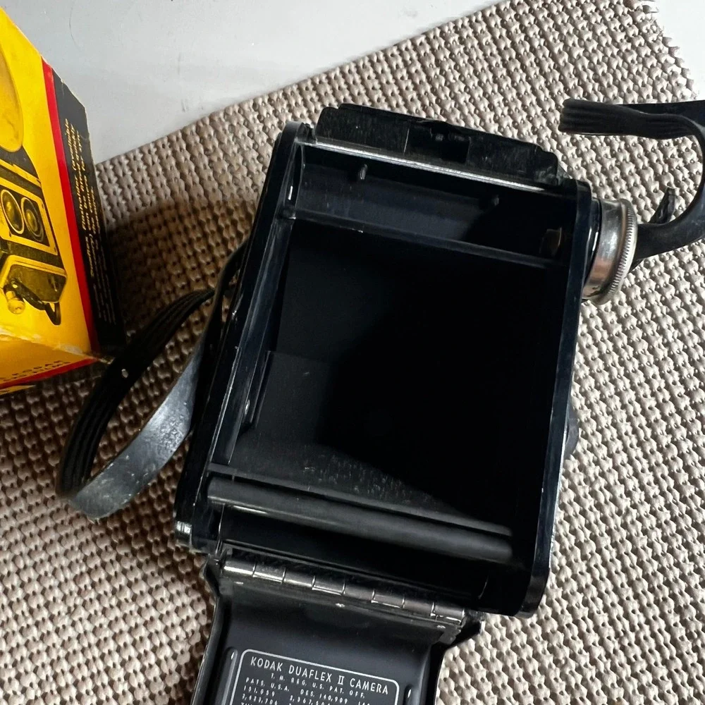Vintage Kodak Duaflex II Camera Kodet Lens 620 Film Original Box TLR Style